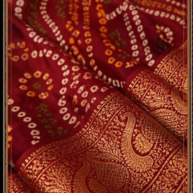 Bandhani saree, maroon